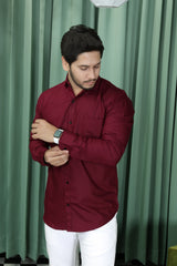 solid shirt maroon colour full zoomed  view